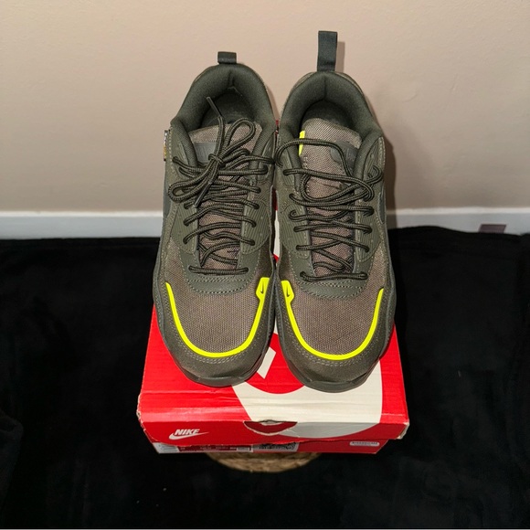 Air Max 90 Surplus - Picture 2 of 3